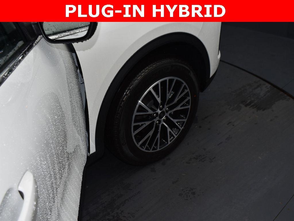 new 2025 Ford Escape PHEV car, priced at $33,388