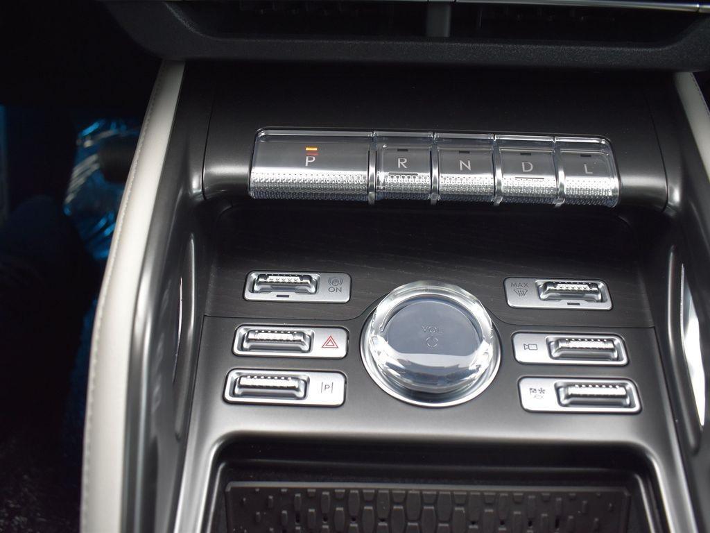 new 2025 Lincoln Nautilus car, priced at $72,480