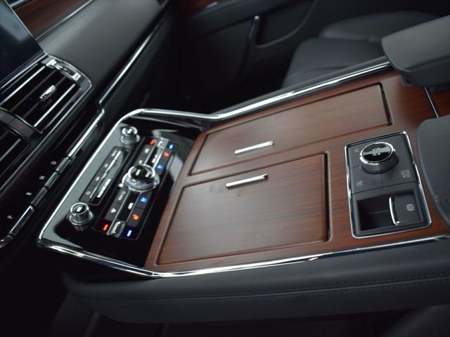 new 2024 Lincoln Navigator car, priced at $82,995
