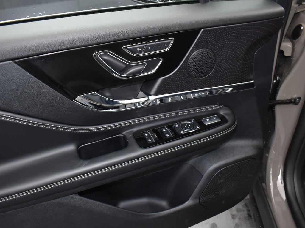 new 2025 Lincoln Corsair car, priced at $51,988
