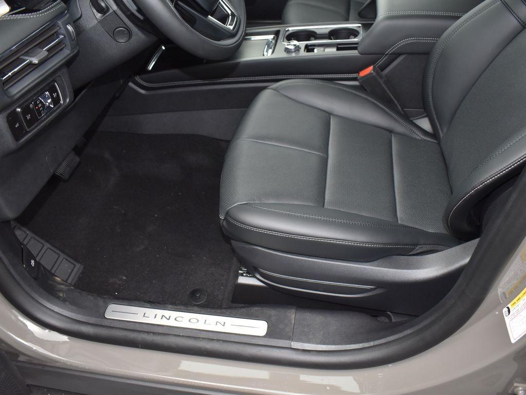 new 2025 Lincoln Corsair car, priced at $51,988