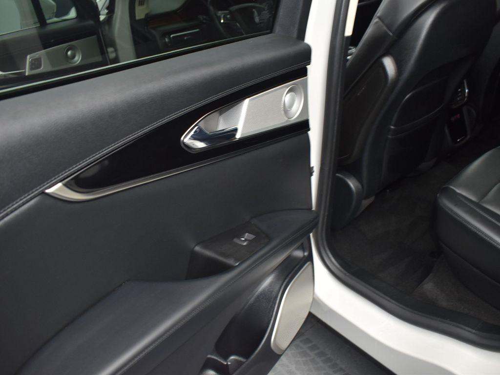 used 2021 Lincoln Nautilus car, priced at $27,016