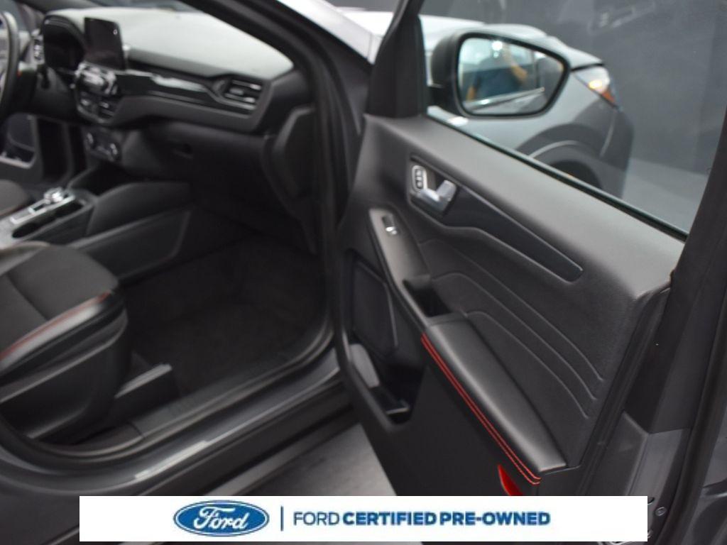 used 2023 Ford Escape car, priced at $22,991
