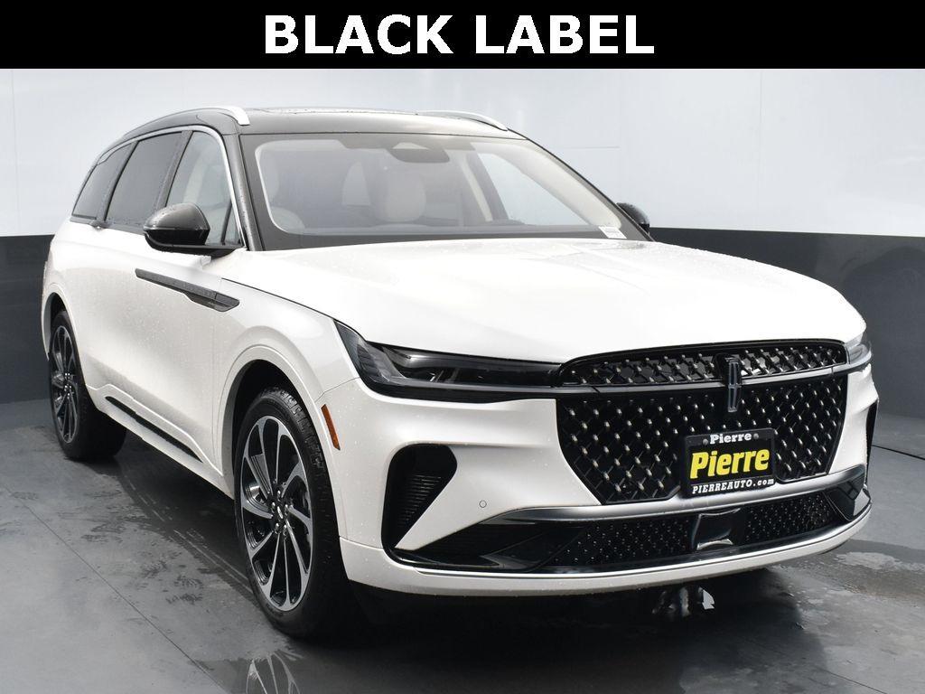 new 2025 Lincoln Nautilus car, priced at $69,788