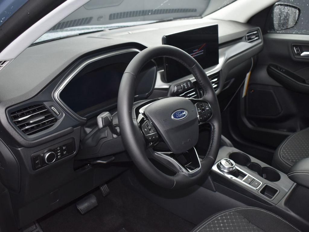 new 2025 Ford Escape car, priced at $33,850