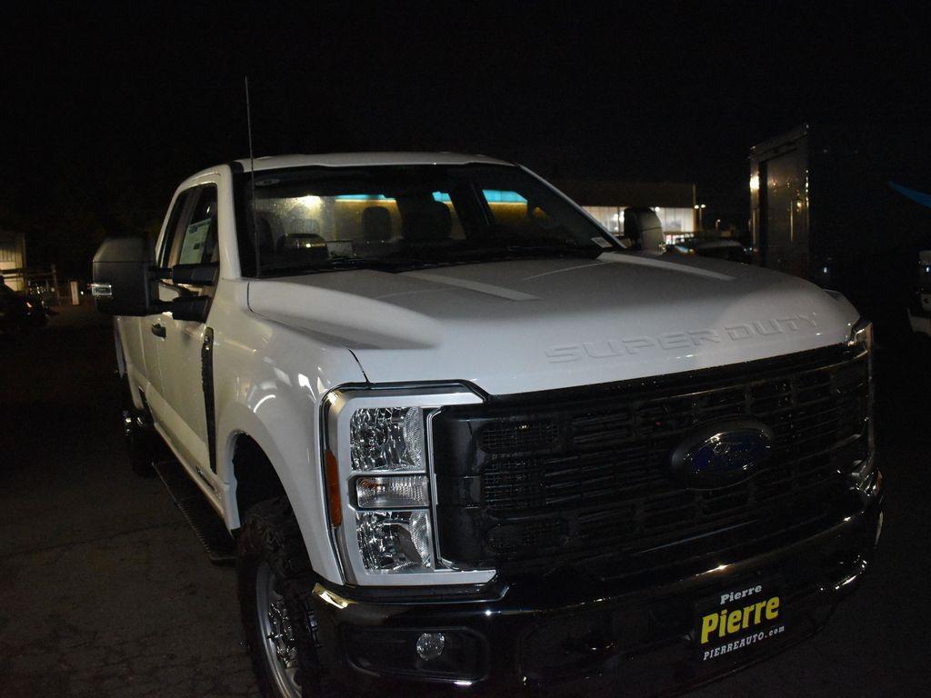 new 2025 Ford F-350 car, priced at $63,530