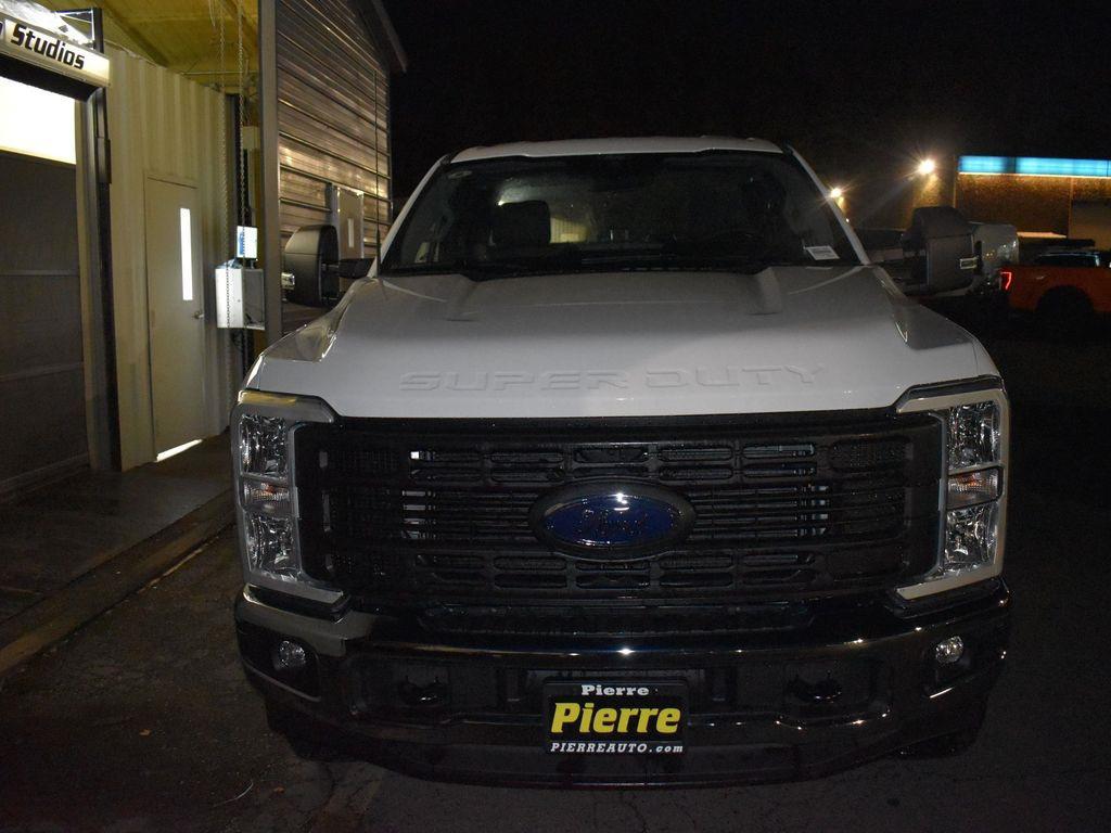 new 2025 Ford F-350 car, priced at $63,530