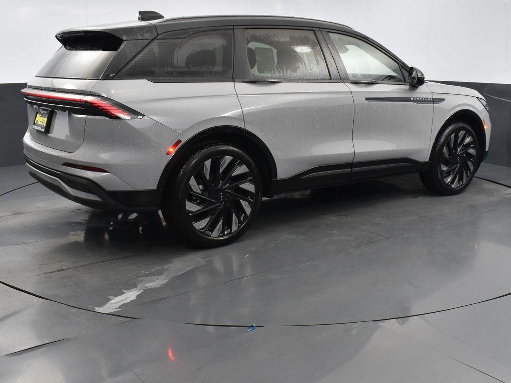 new 2026 Lincoln Nautilus car, priced at $69,025