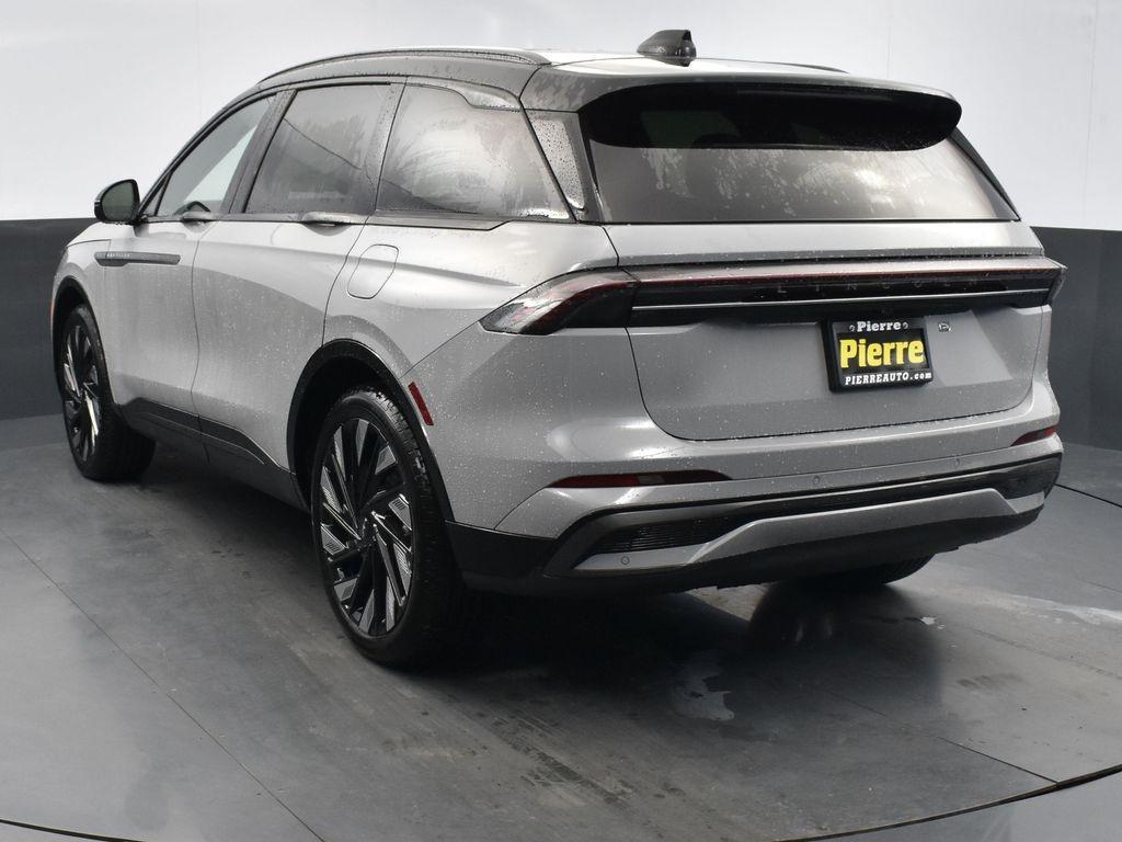 new 2026 Lincoln Nautilus car, priced at $69,025
