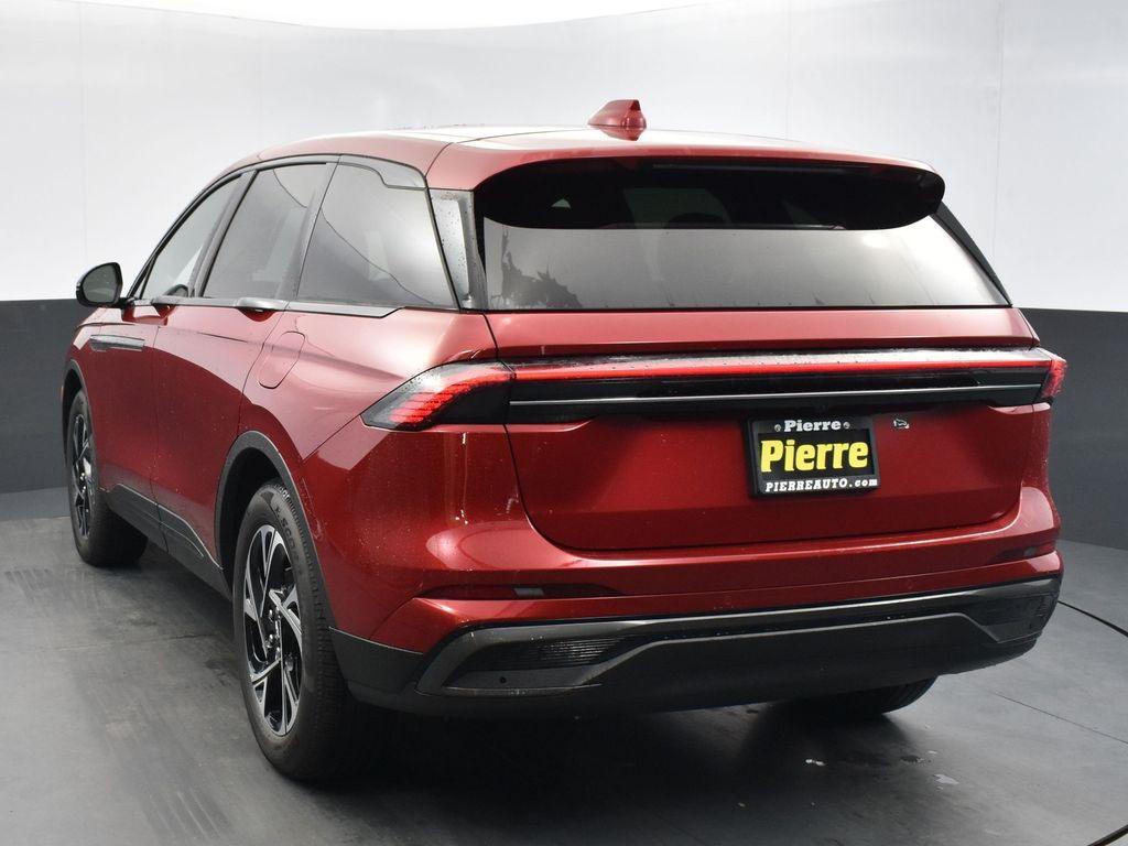 new 2025 Lincoln Nautilus car, priced at $61,900