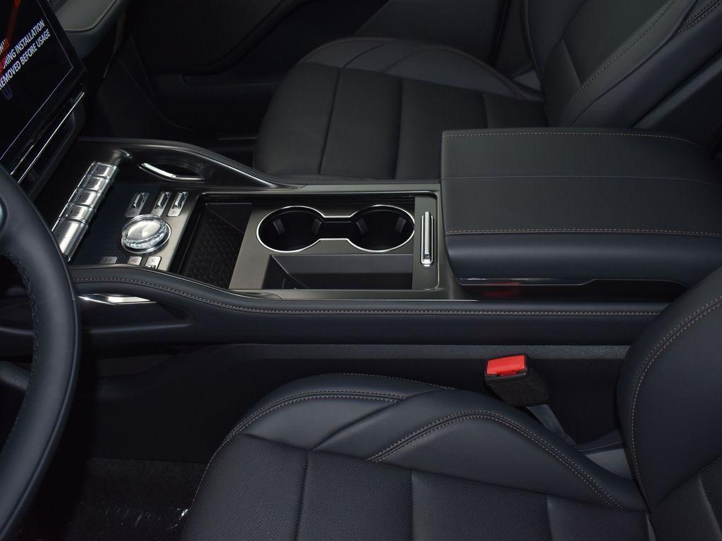 new 2025 Lincoln Nautilus car, priced at $61,900
