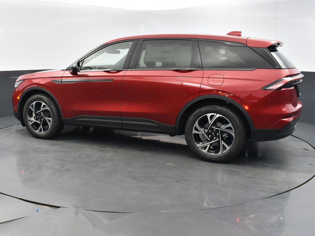 new 2025 Lincoln Nautilus car, priced at $61,900