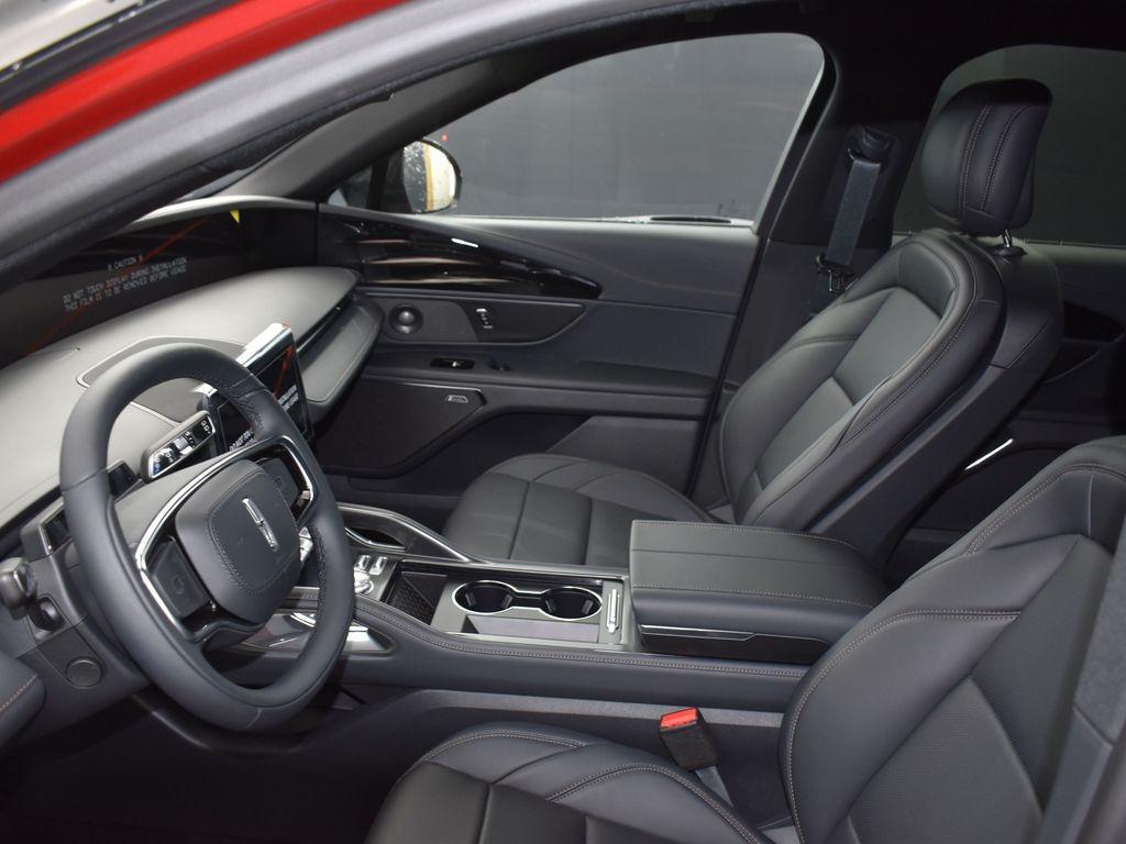 new 2025 Lincoln Nautilus car, priced at $61,900