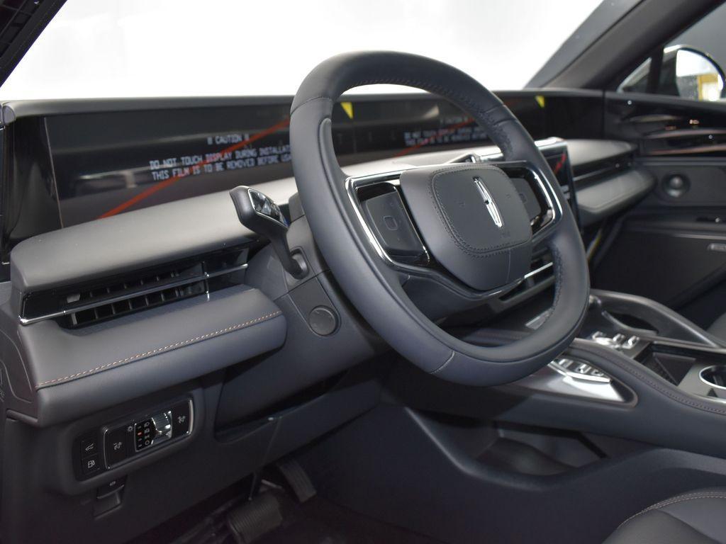 new 2025 Lincoln Nautilus car, priced at $61,900