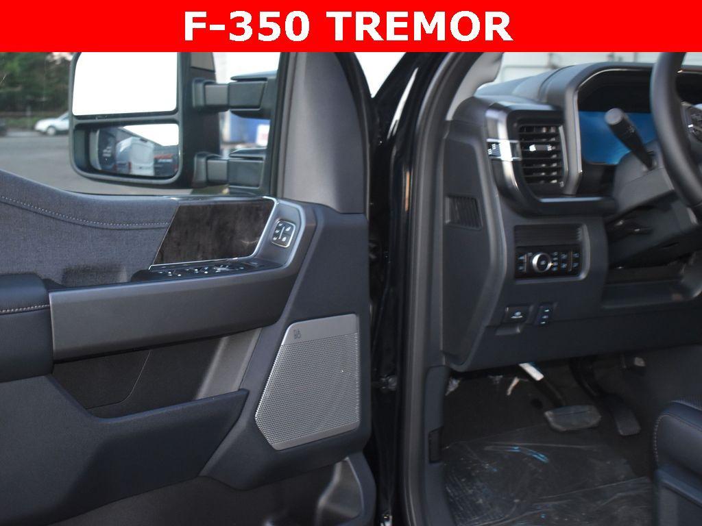 new 2025 Ford F-350 car, priced at $88,388