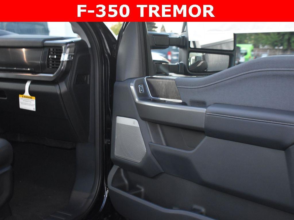 new 2025 Ford F-350 car, priced at $88,388