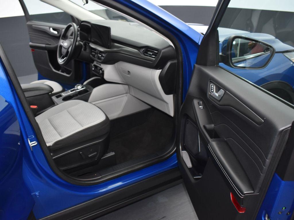 used 2023 Ford Escape car, priced at $22,881