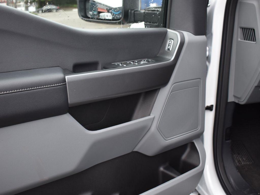 new 2026 Ford F-350 car, priced at $61,925