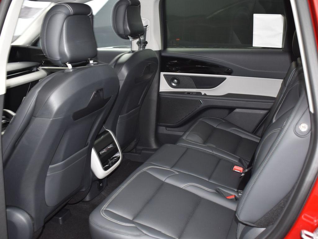 new 2025 Lincoln Nautilus car, priced at $63,570
