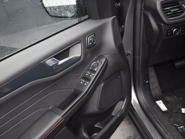 new 2025 Ford Escape car, priced at $39,385