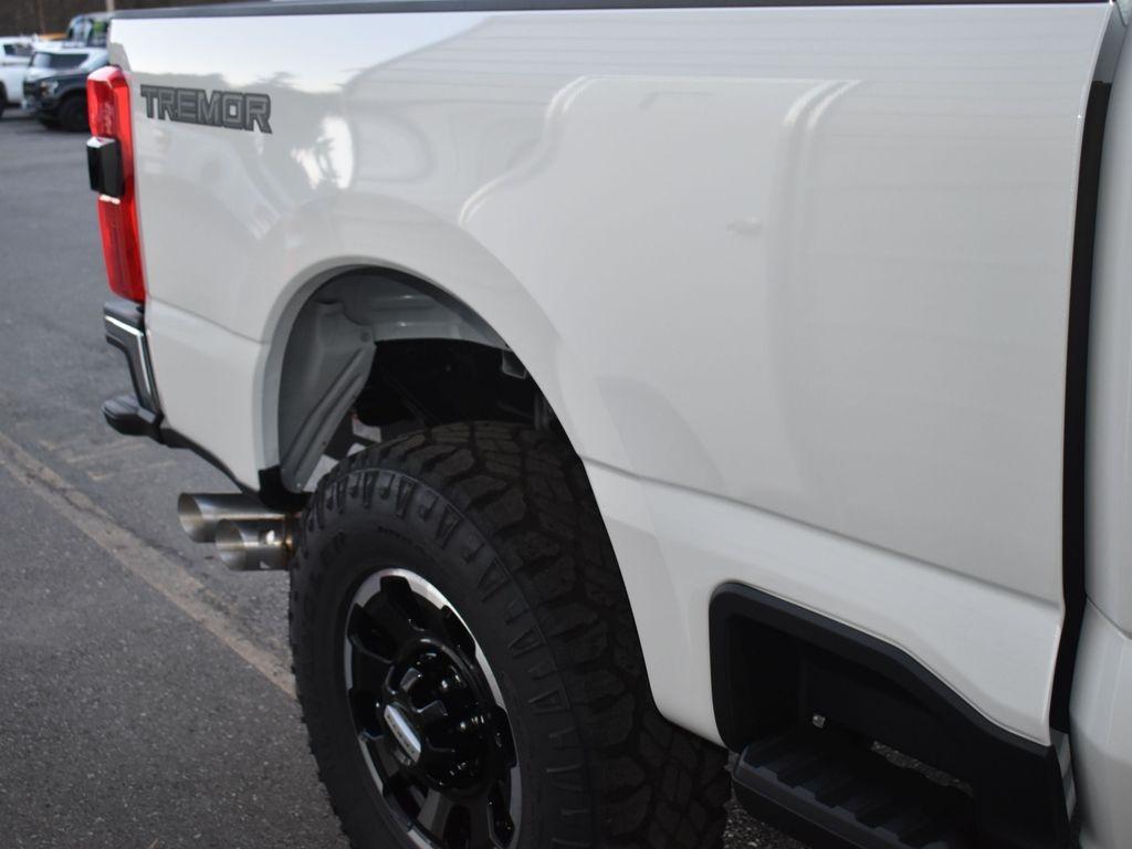 new 2025 Ford F-350 car, priced at $88,998