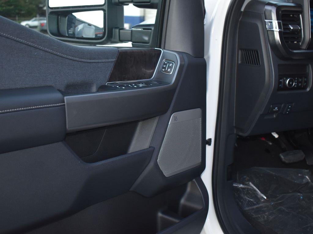 new 2025 Ford F-350 car, priced at $88,998