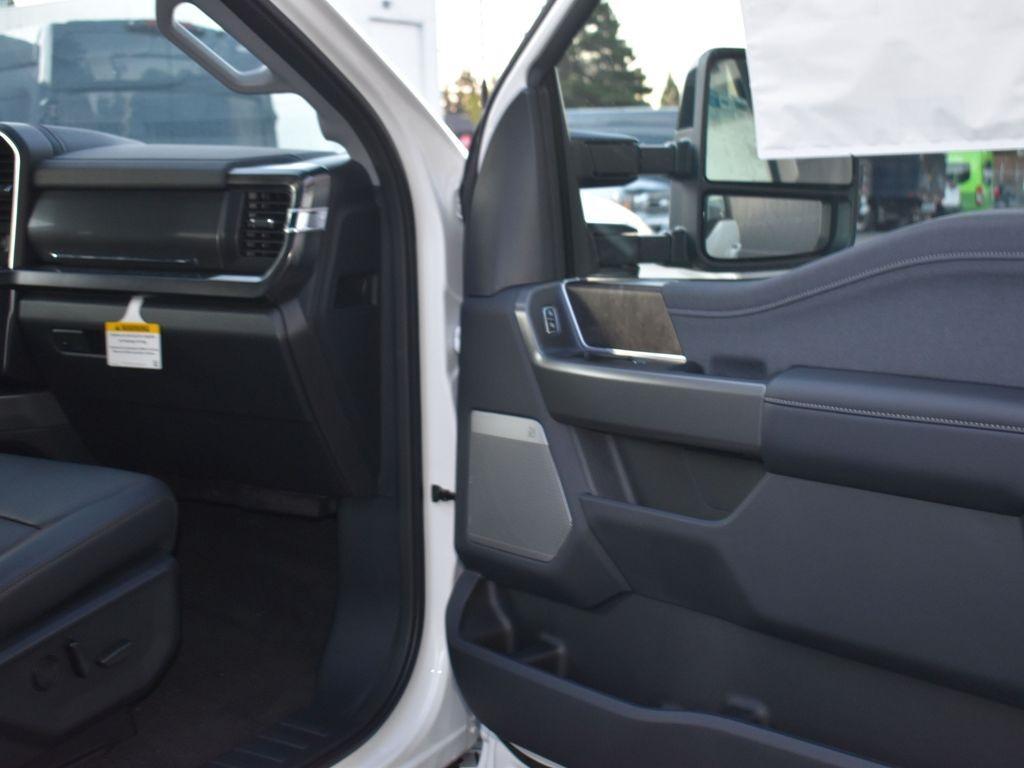 new 2025 Ford F-350 car, priced at $88,998