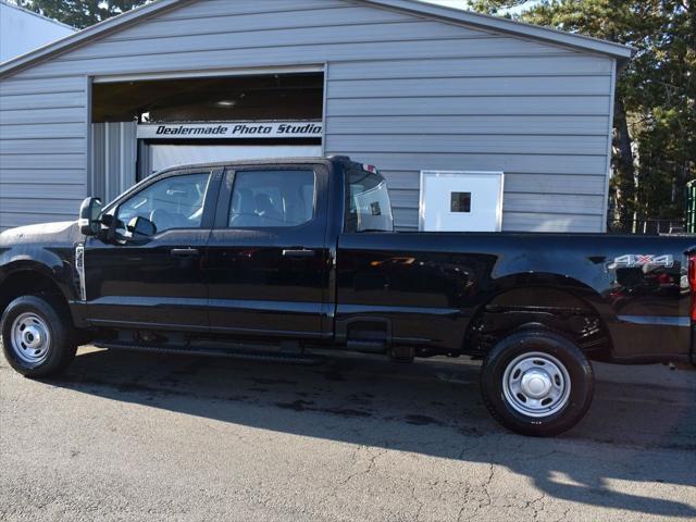 new 2024 Ford F-350 car, priced at $51,888