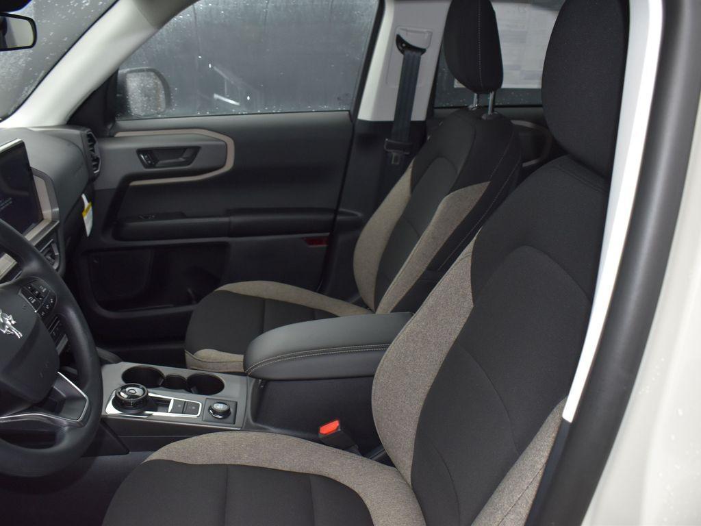 new 2025 Ford Bronco Sport car, priced at $35,205