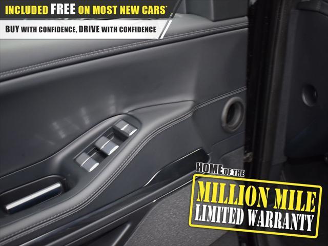 new 2025 Lincoln Navigator car, priced at $104,999
