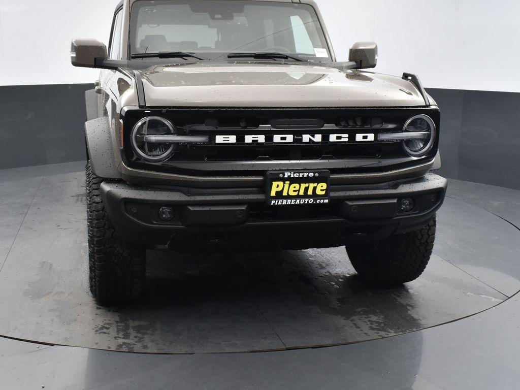 new 2025 Ford Bronco car, priced at $61,925