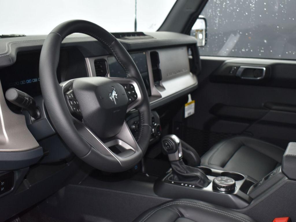 new 2025 Ford Bronco car, priced at $61,925