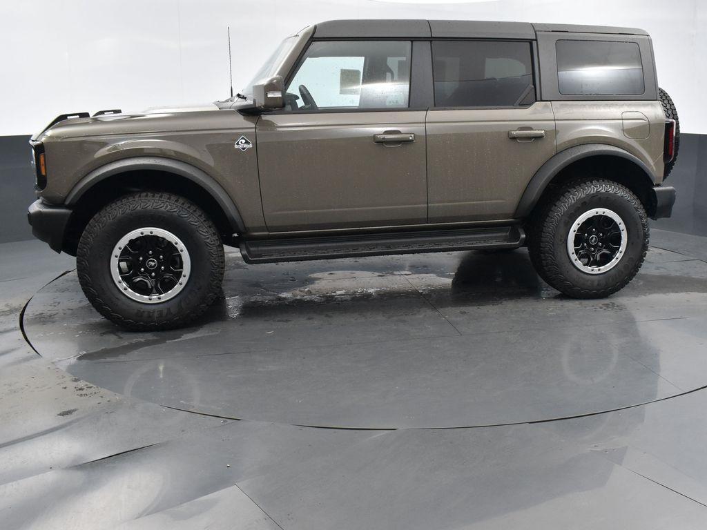 new 2025 Ford Bronco car, priced at $61,925