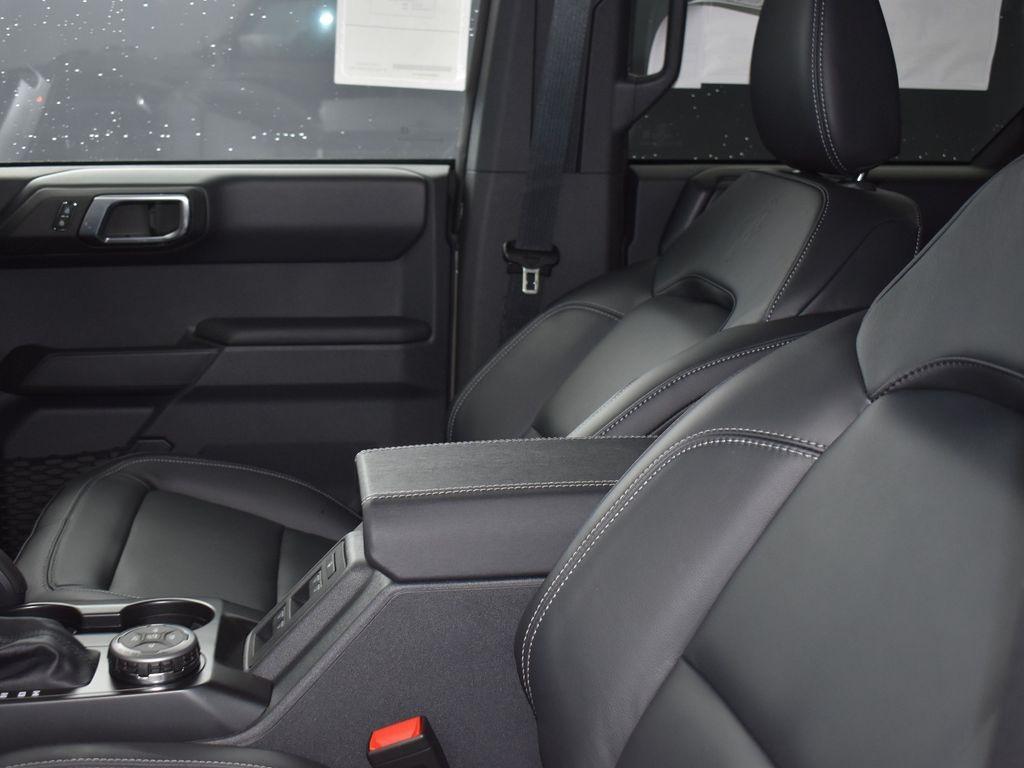 new 2025 Ford Bronco car, priced at $61,925
