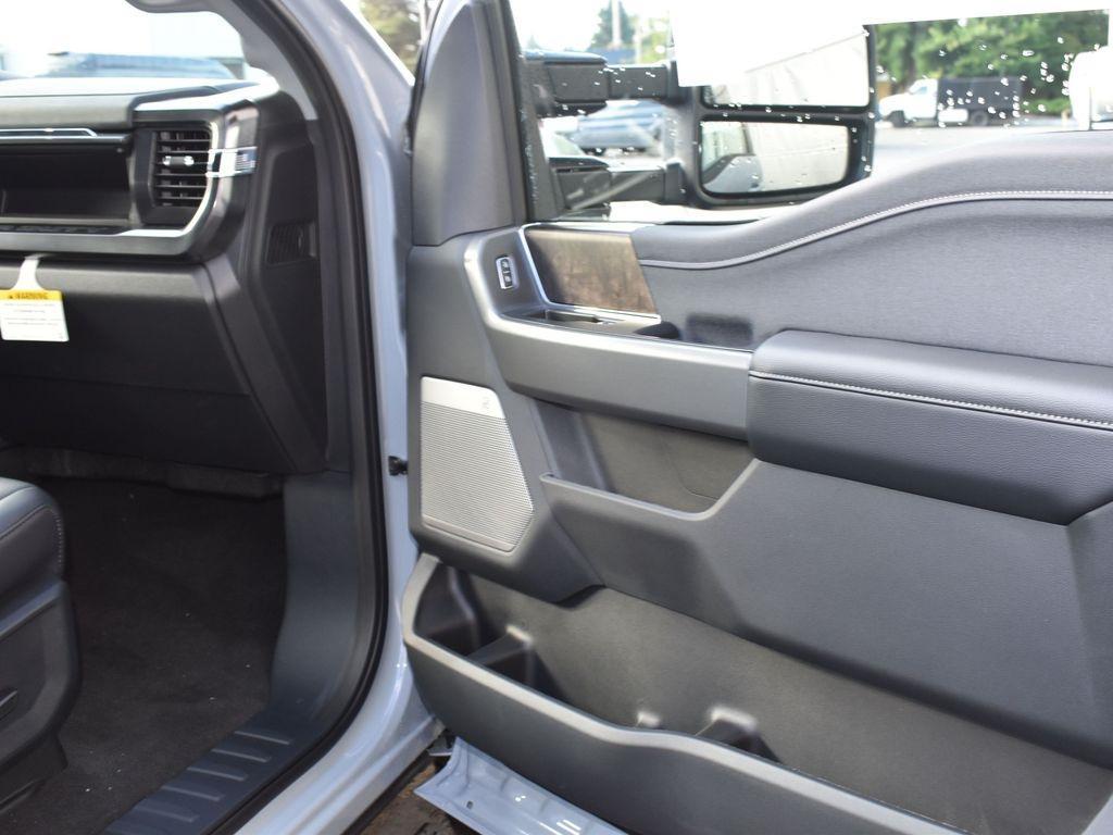 new 2025 Ford F-350 car, priced at $84,946