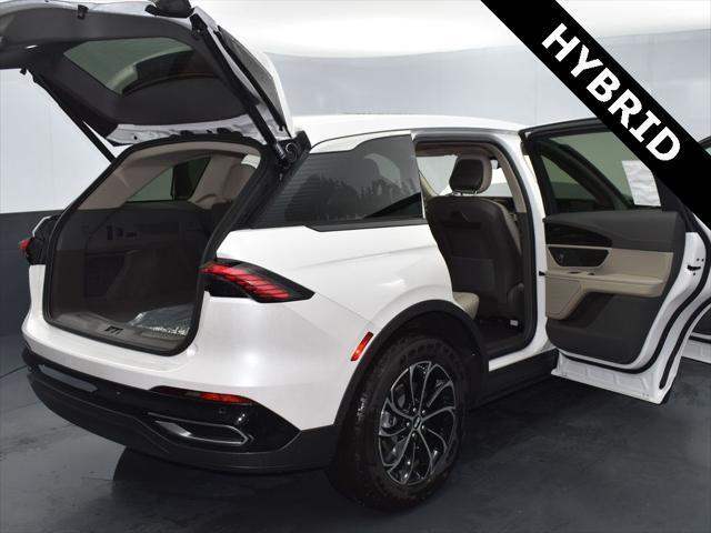 new 2025 Lincoln Nautilus car, priced at $55,746