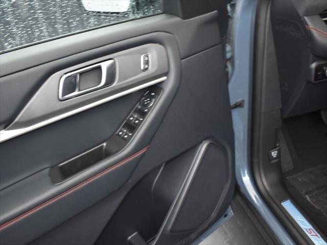 new 2025 Ford Explorer car, priced at $44,888
