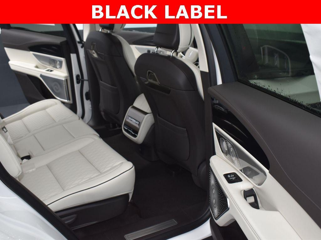 new 2025 Lincoln Nautilus car, priced at $79,995