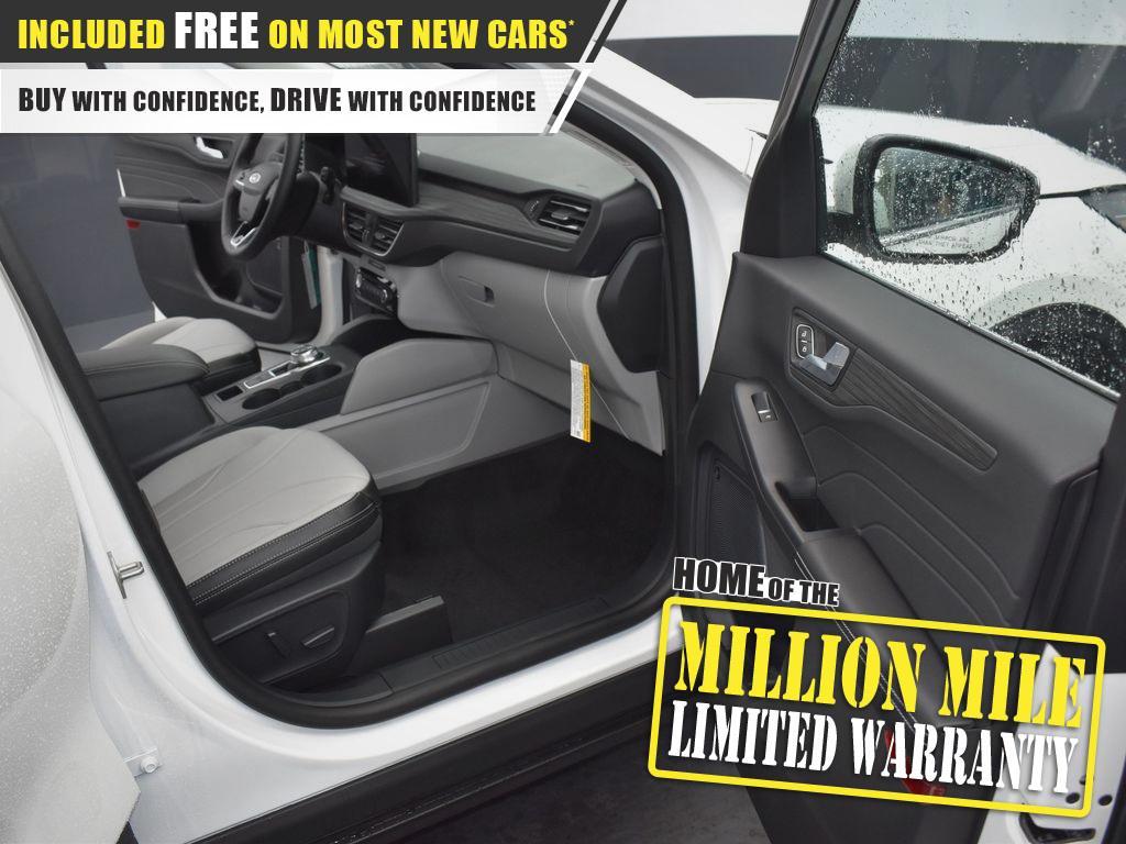 new 2025 Ford Escape PHEV car, priced at $38,995