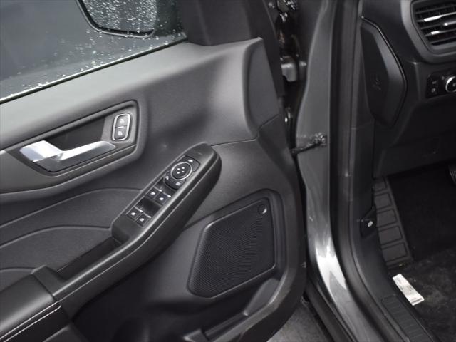 new 2025 Ford Escape PHEV car, priced at $33,248