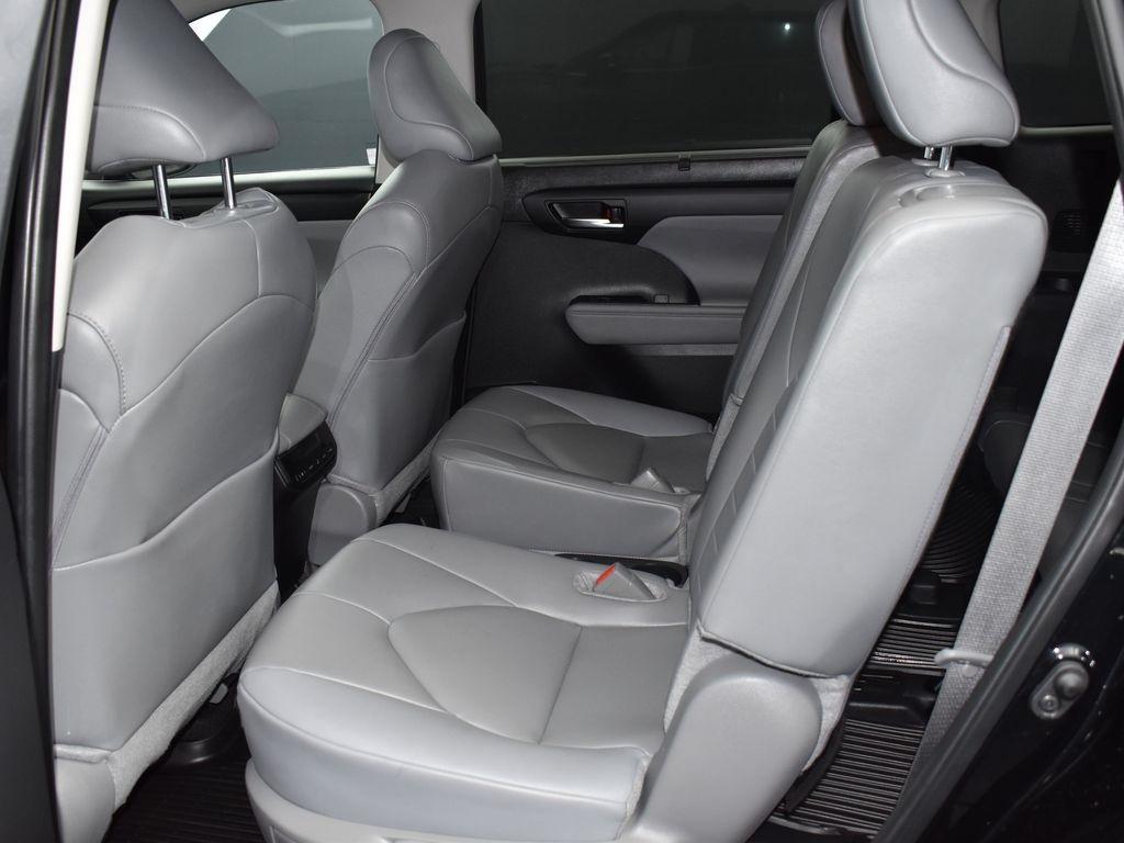 used 2024 Toyota Highlander car, priced at $42,391