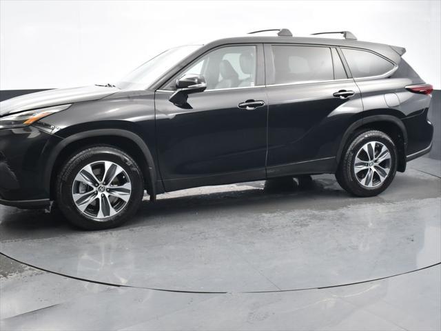 used 2024 Toyota Highlander car, priced at $44,491