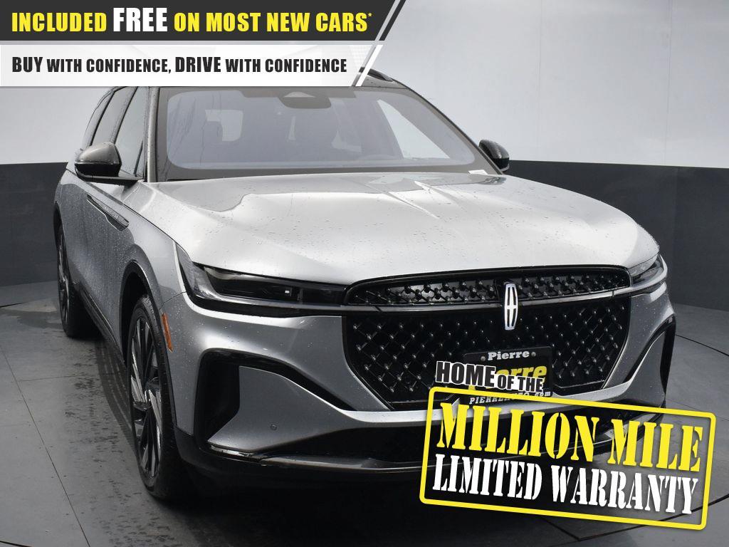 new 2025 Lincoln Nautilus car, priced at $70,160