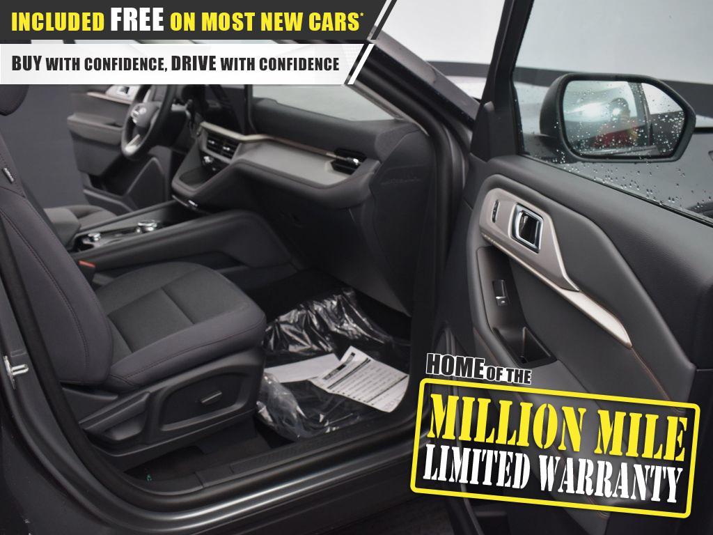 new 2025 Ford Explorer car, priced at $42,645