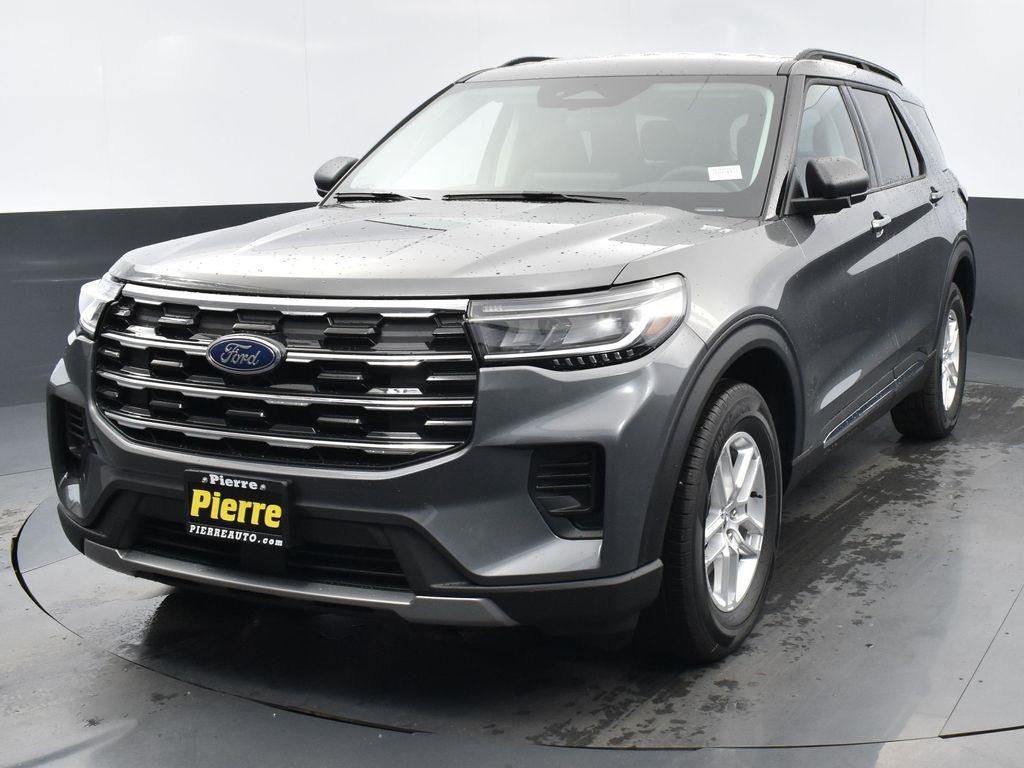new 2025 Ford Explorer car, priced at $41,588