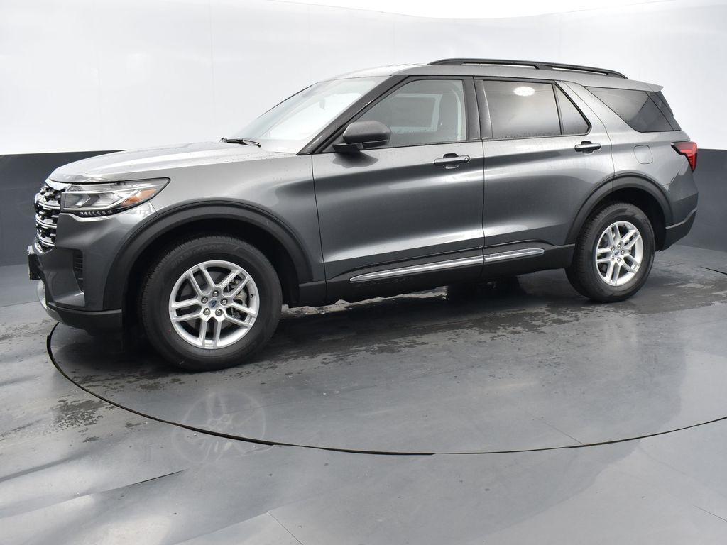 new 2025 Ford Explorer car, priced at $41,588