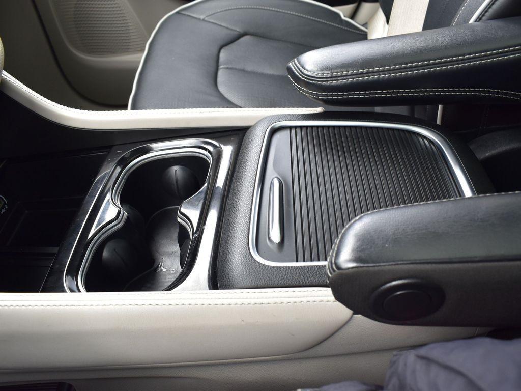 used 2022 Chrysler Pacifica car, priced at $26,881