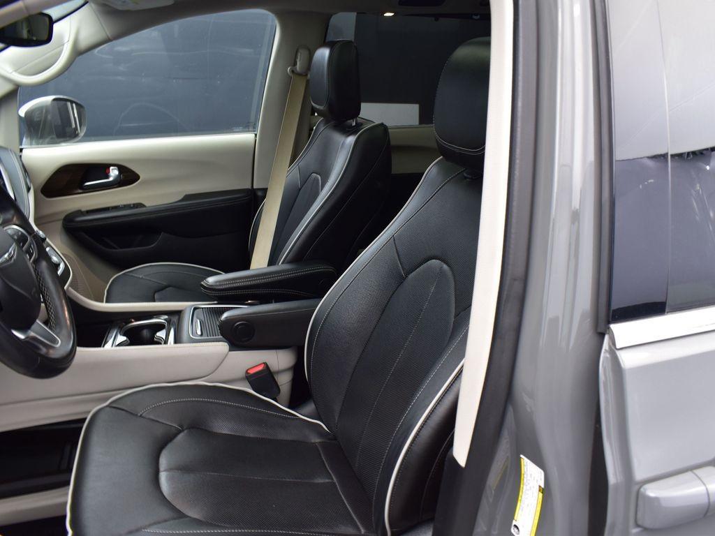 used 2022 Chrysler Pacifica car, priced at $26,881