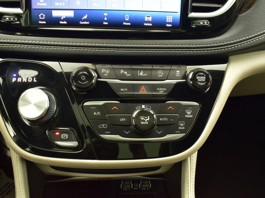 used 2022 Chrysler Pacifica car, priced at $26,881