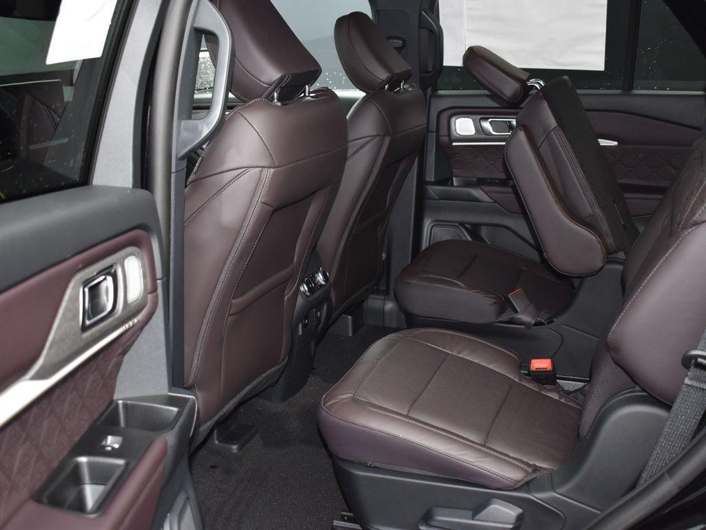 new 2025 Ford Explorer car, priced at $59,845